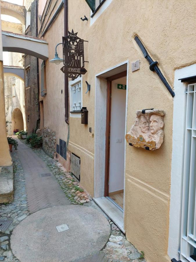 Federico II - Rooms And Breakfast Borgio Verezzi Exterior photo