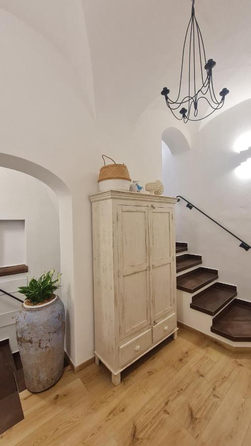 Federico II - Rooms And Breakfast Borgio Verezzi Exterior photo